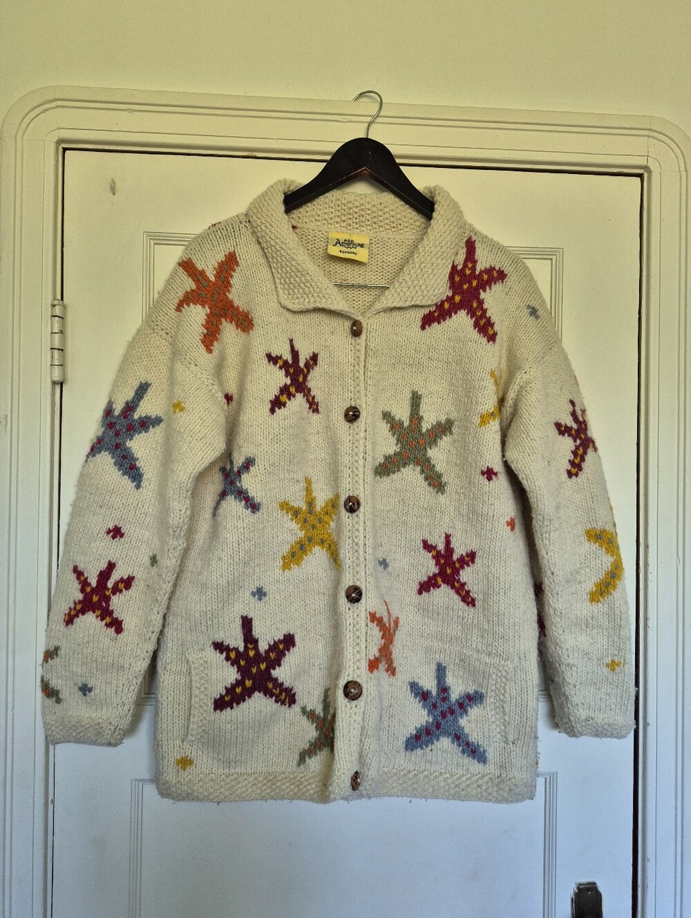 100% Wool Vintage Starfish Motif Sweater